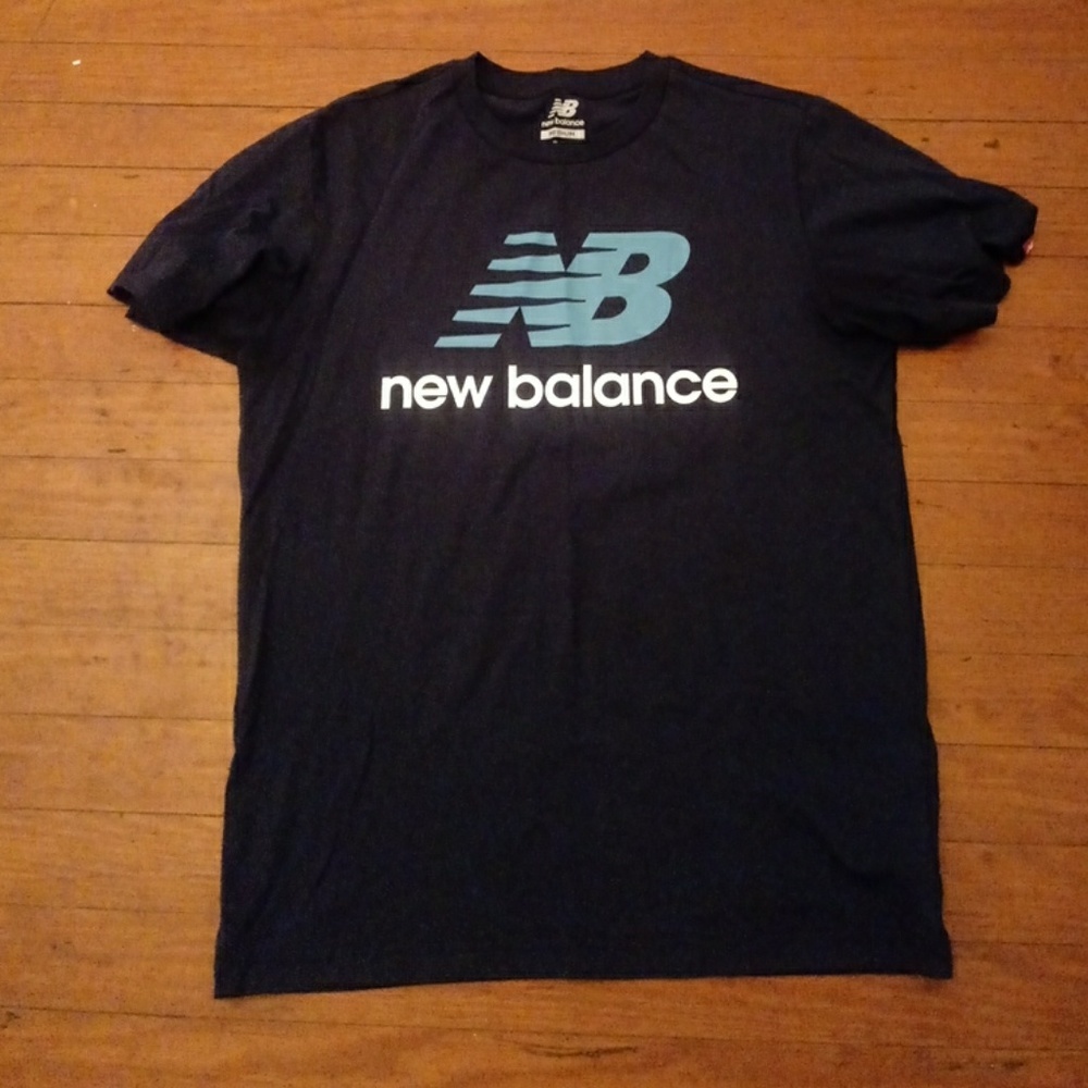 NEW BALANCE TEE